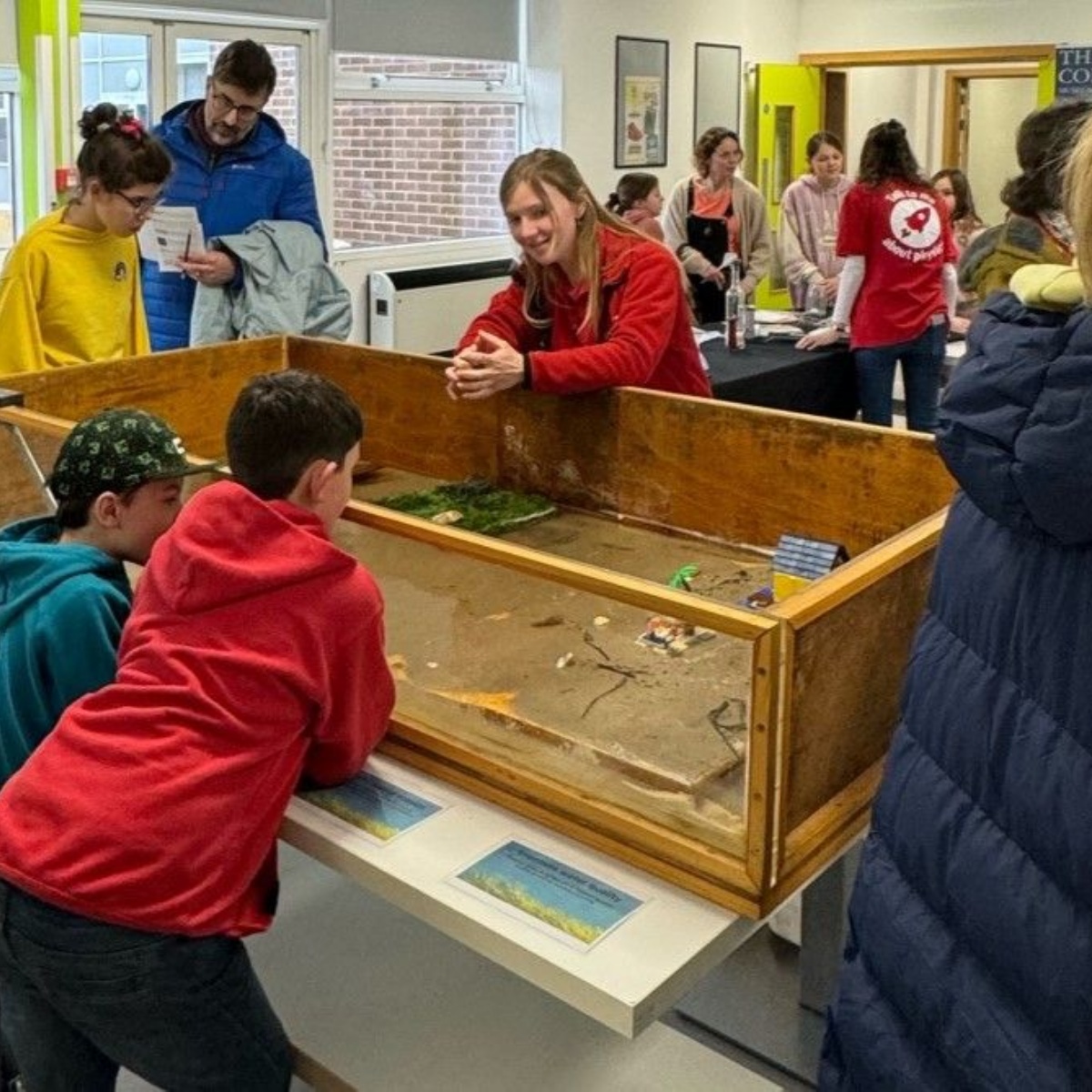 The Purbeck School - Over 600 people attend The Purbeck School Science Fair